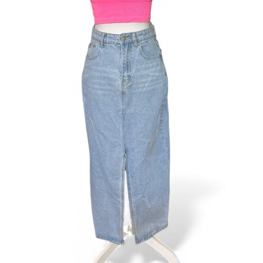 SHEIN Light Blue Denim Skirt with Front Slit